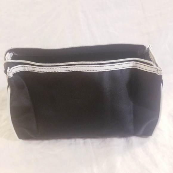 Lancome Makeup Travel Bag - Picture 4 of 7